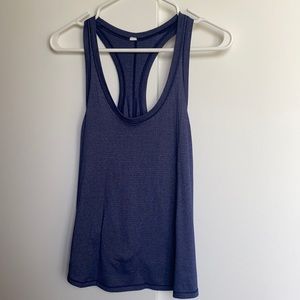 Size 2 tie back lululemon singlet
